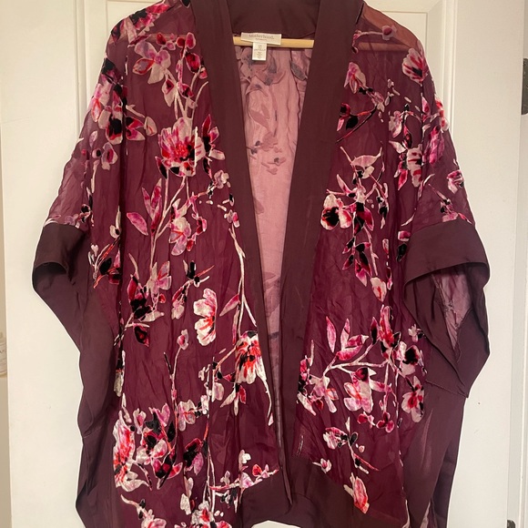 Pregnancy cover up - Picture 3 of 3